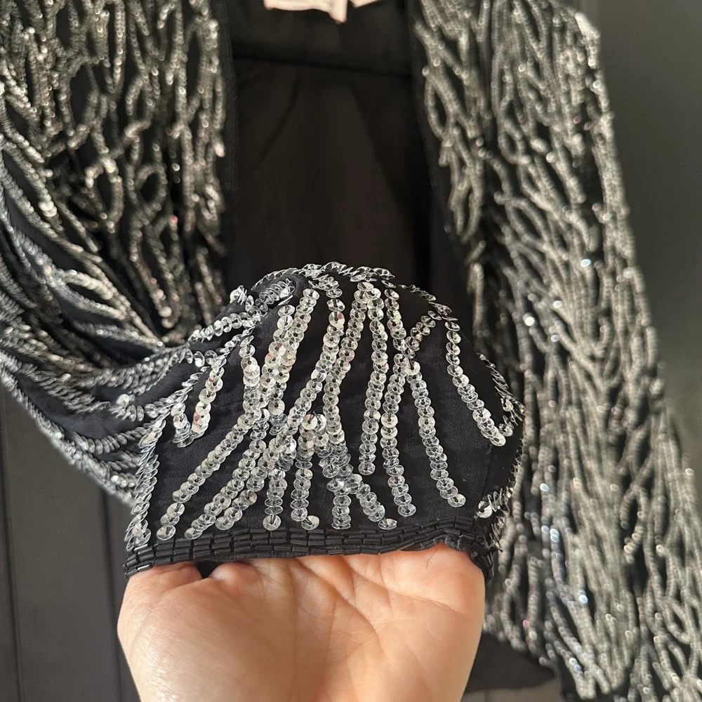 Vintage Laurence Kazar Black Silk Jacket, size M - Picture 4 of 6